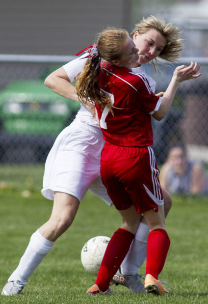 041815-soccer-01
